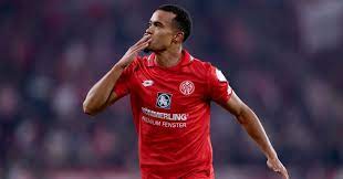 Find the latest robin quaison news, stats, transfer rumours, photos, titles, clubs, goals scored this season and more. Tottenham Approach Mainz Regarding Move For 13 Goal Striker