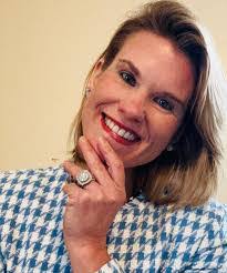 Kathy Swanger's Instagram, Twitter & Facebook