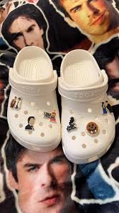 Moda mini charm packs in southern Minnesota?