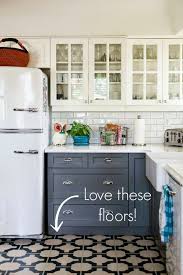 High Heels And Training Wheels Diy Floors Vinyl To Tile For Only 50 Kitchen Design Kitchen Inspirations Kitchen Cabinet Design