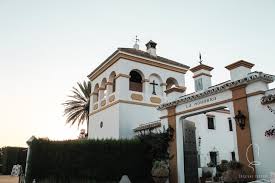 El 1 de diciembre, exactamente un año después del golpe de estado de lavalle, la sala de representantes volvió a funcionar; Hacienda La Moharra Catering El Cine