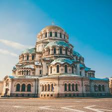 Fericit în ieftinuarie, luna cu cele mai accesibile zboruri din an. Best Value City Breaks For January That Need To Be On Your Radar Mirror Online