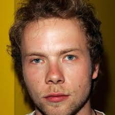 Eighteen演員名單| 完整演員陣容| 主演卡司