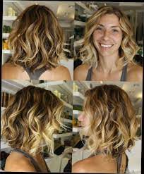 Damen Bob Frisuren Locken Kurze Haarfrisuren Ideen Haarschnitt Ombre Farbe Jpg 656 792 Lockige Frisuren Bob Frisur Welliges Haar Frisuren Fur Welliges Haar