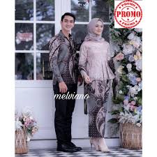 Dewasa ini siapa yang tidak mengenal istilah tunangan? Set Kebaya Lengkap Baju Kebaya Modern Baju Tunangan Baju Kondangan Couple Baju Batik Kebaya Shopee Indonesia