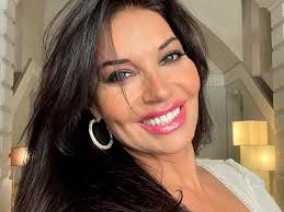 Hablamos con María Abradelo sobre sus éxitos y su nueva vida: "Mi hija no  es consciente de lo que fui"