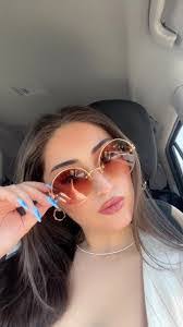 Kristy Brough's Instagram, Twitter & Facebook