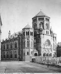 Der Von Albert Schnidt Bis Ins Jahr 1887 Errichtete Synagogen Bau An Der Herzog Max Strasse Im Jun Synagogue Architecture Moorish Architecture Jewish Synagogue