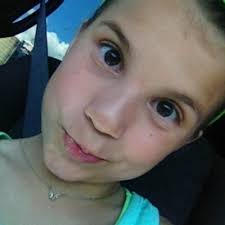 bella sweeney (@sweeney_bella)