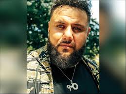 Mo Amer To Host Next Season Of Doha Debates