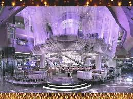 The Chandelier Bar At The Cosmopolitan Las Vegas Cosmopolitan Las Vegas Las Vegas Bars Las Vegas Hotels