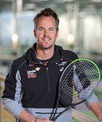 Magnus norman shares how roger federer's coach helped him with wawrinka. Coaches Good To Great