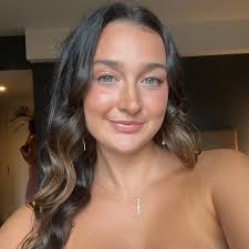 Ella Flowers (@ellaflowers_) • Instagram photos and videos