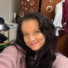 Hope everyone is having a great Friday! My new friend Linda came down so we  could do a trial run to see if we can get me in her car so I