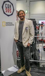 The show launched in 2013 and has also been screened on channel 4 and more4. Car Sos Host Fuzz Townshend Reveals He Secretly Dipped His Johnson In Boris S Pint As A Prank