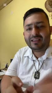 Estas son las palabras de un gran ser humano, amigo y docente el profe  Efraín Romo Pinto les desea una muy Feliz Navidad al lado de los suyos.