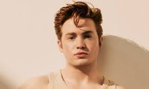 Connor Close's Instagram, Twitter & Facebook