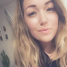 Isabella Welsh's Instagram, Twitter & Facebook