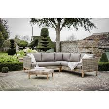 We understand that everyone's needs are different which is why we stock such a large variety of styles and colours ensuring we have something for everyone. Garden Trading Walderton Corner Sofa Set Pe Rattan Black By Design