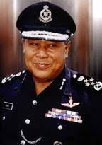 .ketua audit negara ketua eksekutif ketua hakim negara ketua pengarah ketua polis daerah ketua polis negara ketua polis negeri ketua setiausaha ketua trafik komandan komersial kaunselor kongsi utama konsul kuarter. Ketua Polis Negara Malaysia Wikiwand