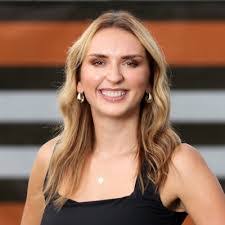 Ethan Sands's Instagram, Twitter & Facebook