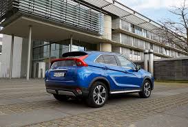 Мировая премьера нового mitsubishi eclipse cross состоялась на мартовском автосалоне в над созданием внешнего облика мицубиси эклипс кросс 2021 работал цунерихо кунимото. Mitsubishi Eclipse Cross Noch Mehr Individualitat Mit Neuem Zubehorpaket Motormobiles