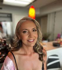 Hair Stylist Services in Seminole, Texas