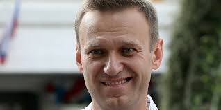 „das ausmaß der überwachung überrascht mich überhaupt nicht, wir waren uns dessen bereits bewusst, schrieb seine sprecherin kira jarmisch am sonntag auf twitter. Nach Vergiftung Nawalny Fordert Kreml Sanktionen Taz De