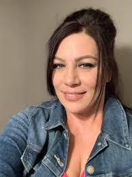 Old house mystery. Why this grate in the middle of a living room floor