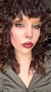 Chanel Beauty Antoinette Lipstick