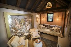 In 2017, it was the showcase home for the annual pasadena showcase house for the arts. Behind The Scenes The Making Of The Pasadena Showcase House Of Design Los Angeles Times