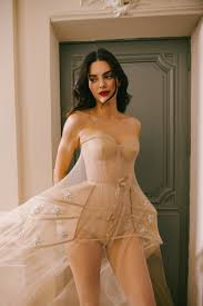 Kendall Jenner Has A Naked Bridal Moment At Vogue World: Paris | British  Vogue