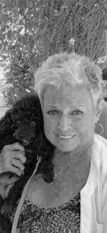 Carol Cloutier's Instagram, Twitter & Facebook