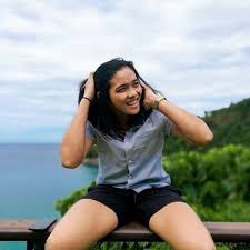 Diana Mae (@totsiclesss)