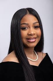 Ayesha Thornton's Instagram, Twitter & Facebook