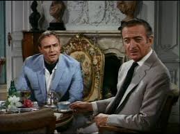 Empat siswa sekolah menengah melihat untuk mendefinisikan kembali diri mereka setelah kelulusan. 1964 Bedtime Story Marlon Brando Bedtime Stories Classic Movies Marlon Brando