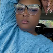 Natasha Dodd's Instagram, Twitter & Facebook