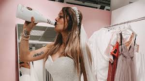 Moderatorin anne will fiel ein: Hochzeit Mit Henning Das Ware Anne Wunsches Kleid Gewesen Promiflash De
