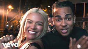 Carolina giraldo navarro (born 14 february 1991), known professionally as karol g (stylized in all caps), is a colombian singer and songwriter. Karol G Ozuna Hello Behind The Scenes Youtube
