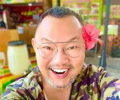 Michael Ang membebel jangan bazirkan air!