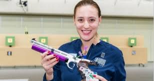 «συμπληρώνω έναν χρόνο χωρίς κανέναν αγώνα». Ashmenia H Korakakh Sto Eyrwpaiko Prwta8lhma H Efhmerida Twn Syntaktwn