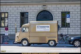 Goldener Lieferwagen Munchen Spezial Munchen Munich Bayern Bavaria Deutschland Germany Igersgermany Ig Deutschland Biancabuerg Gold Car Vehicles Van
