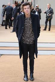 The boots also have an excellent stitching and pattern. Harry Styles S Boots One Direction Saint Laurent Chelsea Boots Teen Vogue