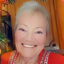 Amanda Knickerbocker's Instagram, Twitter & Facebook