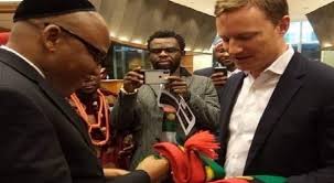 Nnamdi kanu, the leader of a separatist group that wants a breakaway state in eastern nigeria, has been arrested. Breaking Nnamdi Kanu Submits Biafra 5 Point Agenda To United Nations See Photos The Newera News