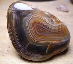 Lake Superior Agate With Copper Inclusions Lake Superior Agates Minerals And Gemstones Agate Rocks