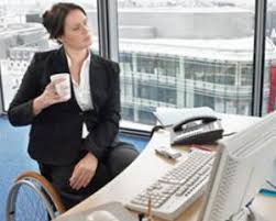 Ori un ventilator decorativ pentru spânzurare? Angajarea Persoanelor Cu Handicap In Institutiile Publice