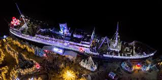 Le marché de noël n'aura malheureusement pas lieu en 2020, en raison de l'évolution de la crise sanitaire et du durcissement des mesures gouvernementales, mais retrouvez le profitez de votre présence sur le marché de noël pour découvrir la boutique de l'office de tourisme, de nombreuses. Perpignan Infos Marche De Noel Le Barcares La Magie De Facebook