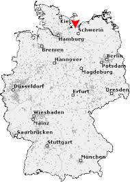 Grevesmühlen — grevesmühlen, kreisstadt des landkreises nordwestmecklenburg, mecklenburg vorpommern, 40 m über dem meeresspiegel, in waldreicher umgebung, 10 900 einwohner. Postleitzahl Grevesmuhlen Mecklenburg Vorpommern Plz Deutschland
