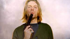 Cobain also began using heroin around this time. Bizarre Klage Fan Will Fotos Von Totem Kurt Cobain Sehen Welt